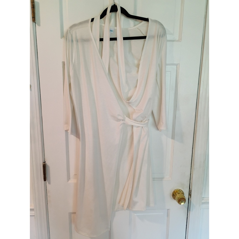 LuLaRoe Cream White Wrap Dress Medium 3/4 Sleeve V-Neck Draped Crossover Back